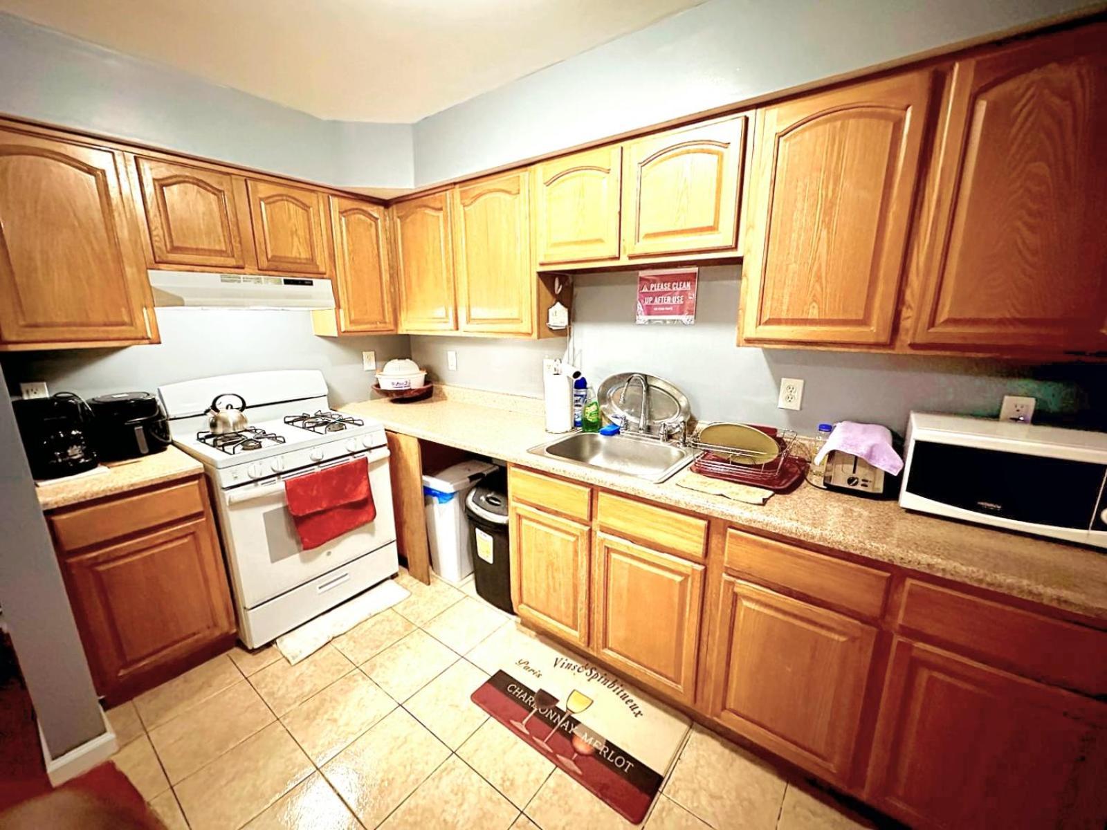 Divine Villa And Resorts 67 Sherman 5Mins To Ewr Airport And 4Mins To Penn Station Newark, 20Mins To New York Exteriér fotografie